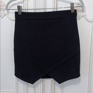 Velvet black skirt